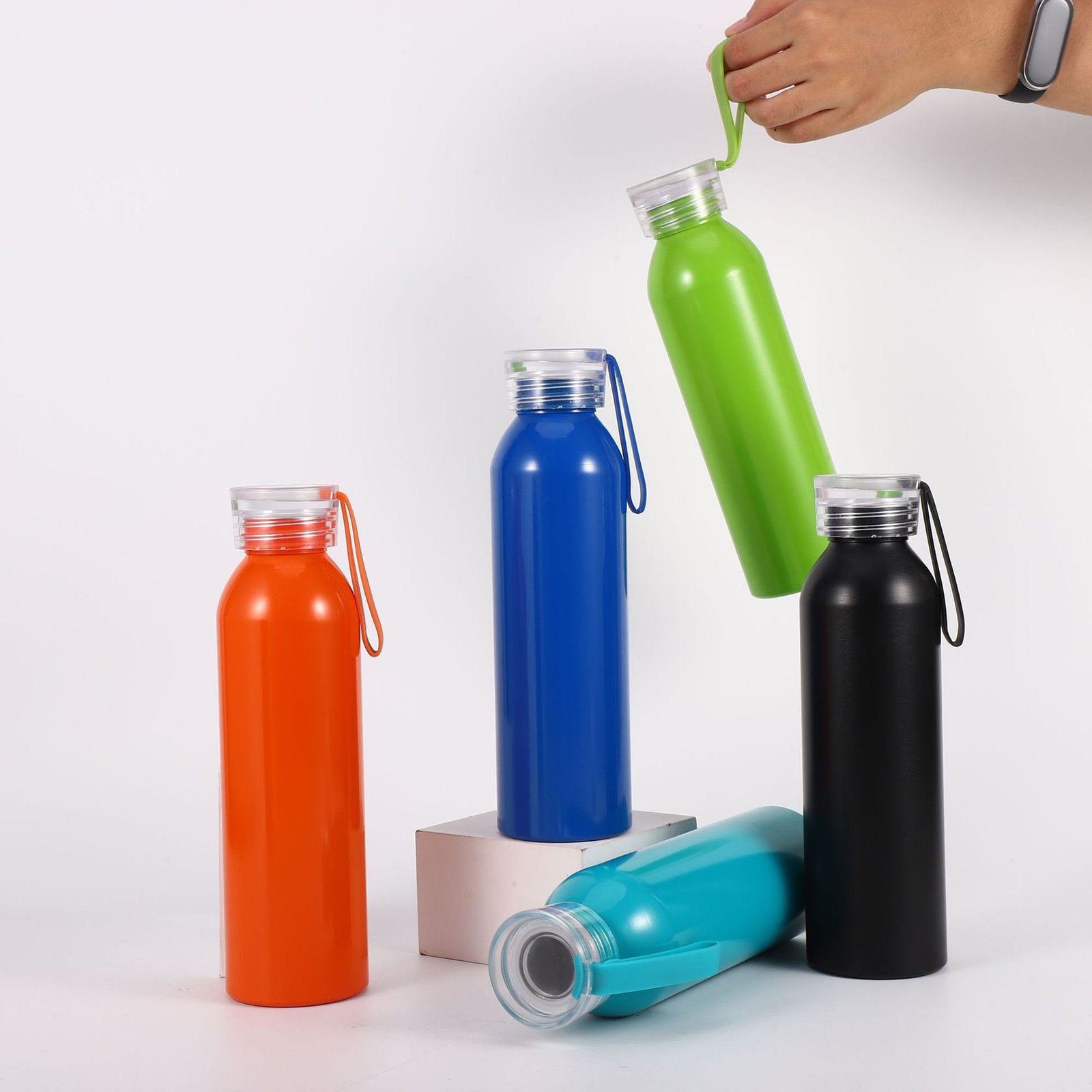 20oz Aluminum Bottle with Silicone Strap