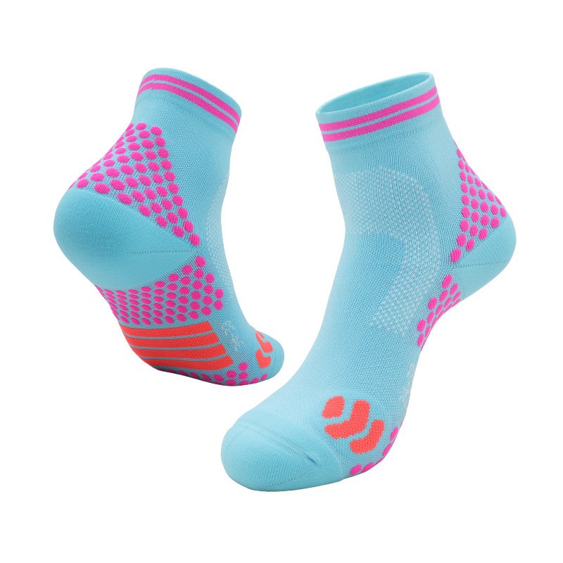 Athletic ankle socks